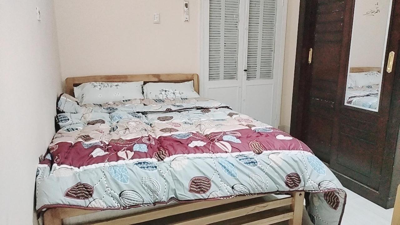 Family Apartment - Next To Abdeen Palace And Museum Kahire Dış mekan fotoğraf