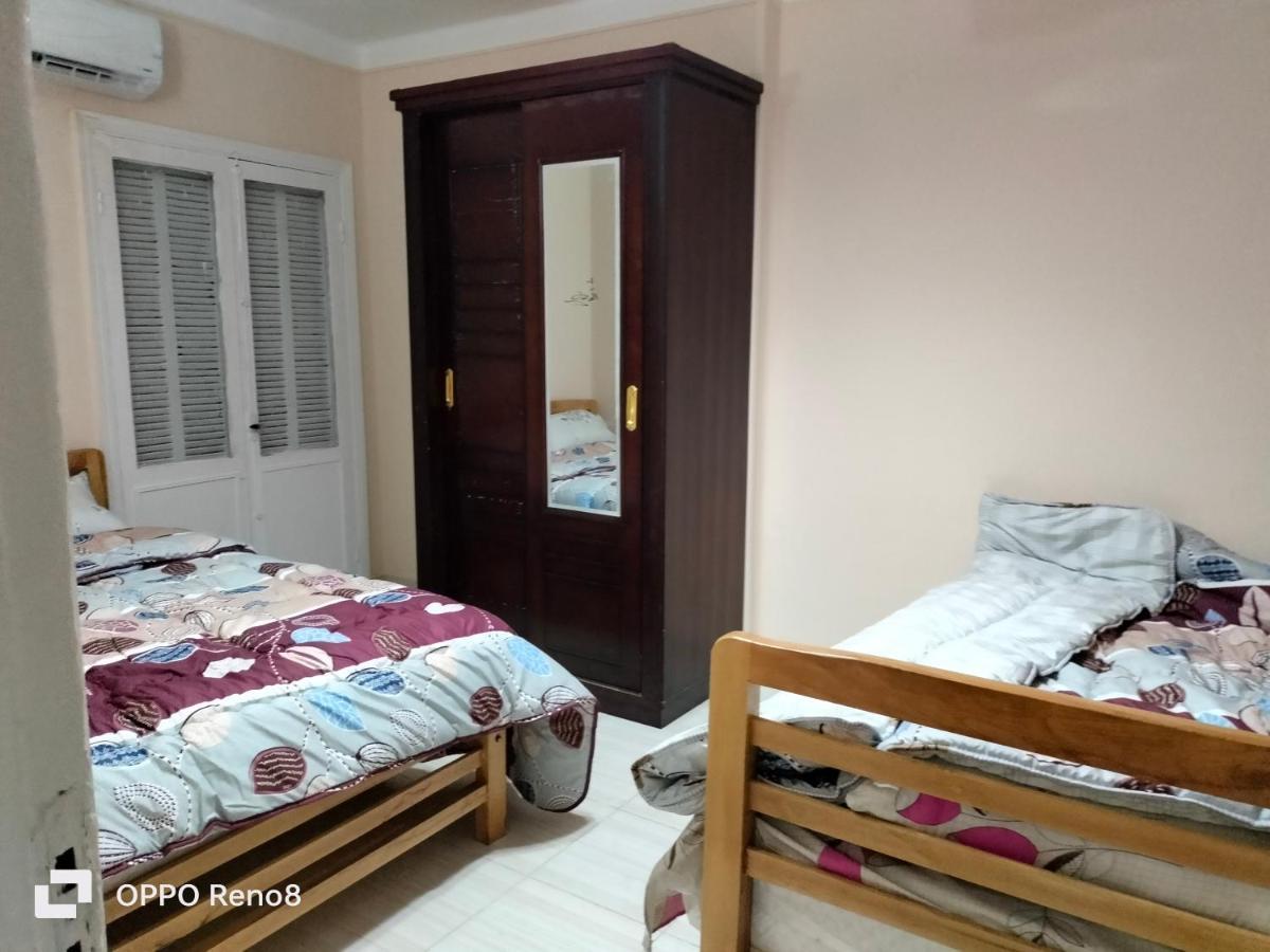 Family Apartment - Next To Abdeen Palace And Museum Kahire Dış mekan fotoğraf