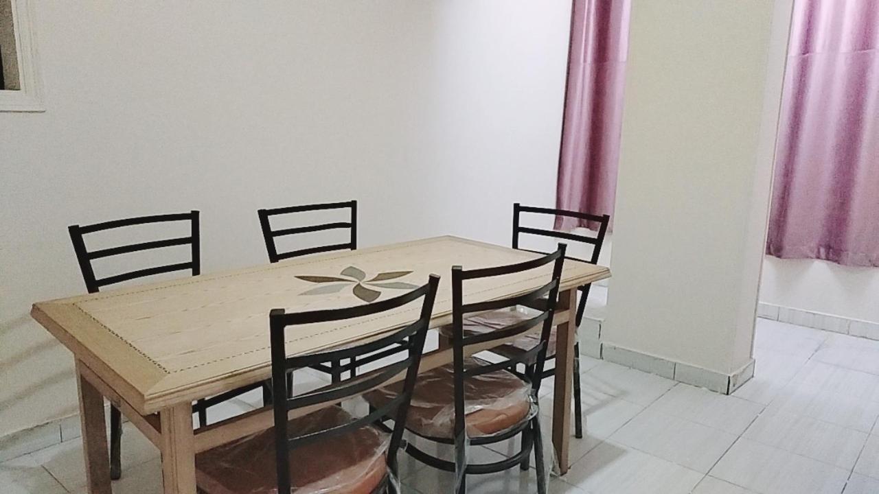Family Apartment - Next To Abdeen Palace And Museum Kahire Dış mekan fotoğraf